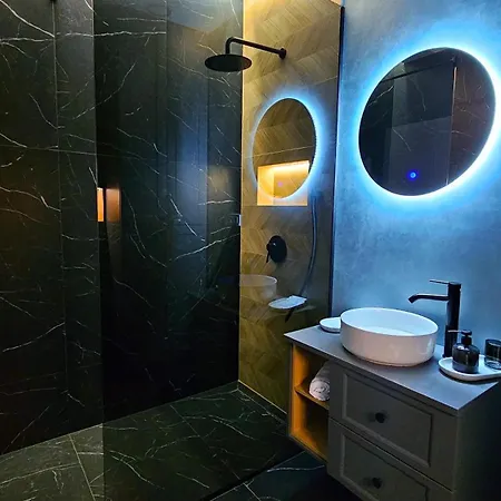 Akis Citychic Apartament